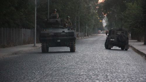 15 TEMMUZ’DA LOZAN CADDESİ’NDE ‘TARİHİ KARELER!’ “BANA ATEŞ EDEBİLİR VE BENİ RAHATLIKLA ÖLDÜREBİLİRLERDİ”